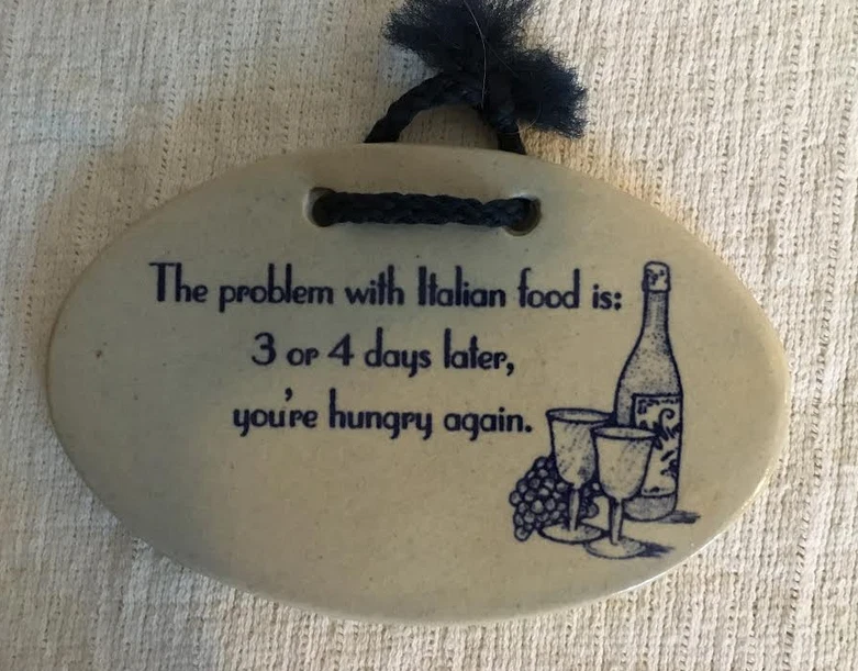 LETRERO HECHO A MANO DE CERÁMICA MOUNTAINE MEADOWS Foto 1 de 3