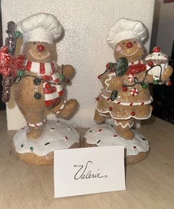 2 Stück gezuckerte Lebkuchen Junge und Mädchen mit süßen Leckereien Pastell von Valerie Parr Hill - Bild 1 von 14