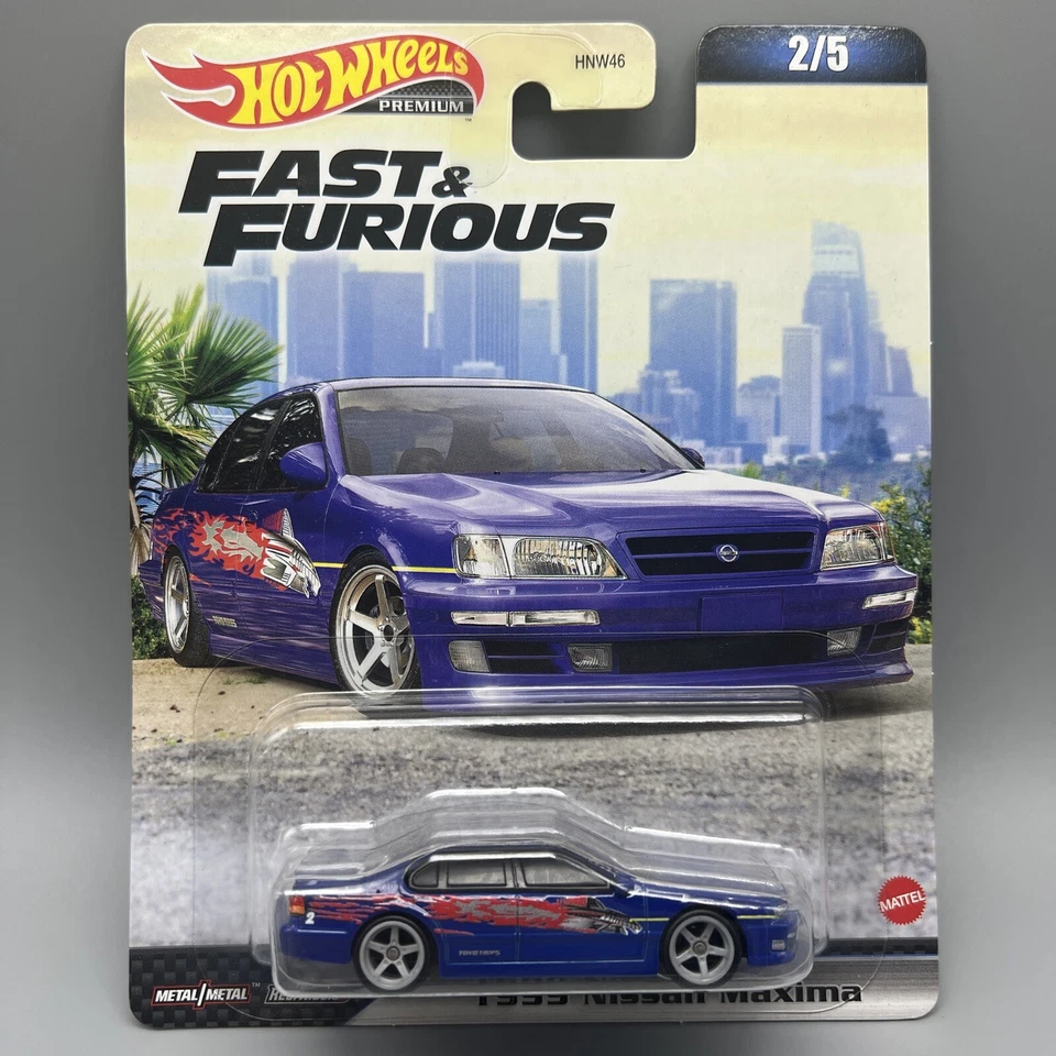 Hot Wheels 1999 Nissan Maxima HKD23