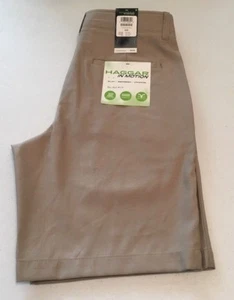 HAGGAR   IN MOTION   MEN'S ATHLETIC GOLF SHORT   FLAT FRONT  SIZE- 30 KHAKI  NWT - Picture 1 of 3