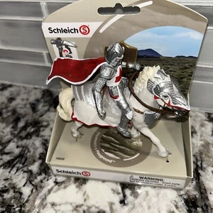 Schleich World of History Exclusive Red Griffin Knight on Horse Flail 72033 New - Picture 1 of 14