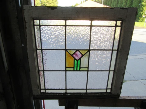 ~ ANTIQUE STAINED GLASS WINDOW ARTS AND CRAFTS ~ 24 SQ ~ ARCHITECTURAL SALVAGE ~ Cover