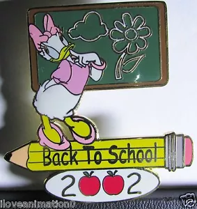 Disney Aste Ritorno a Scuola Daisy Duck LE 100 Spille - Foto 1 di 2