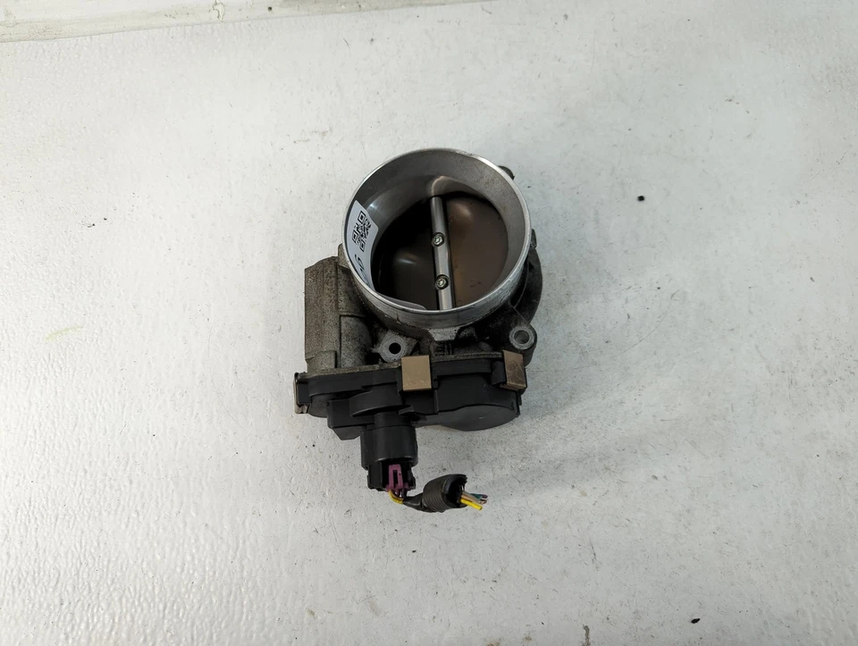 Carrocería del acelerador Chevrolet Avalanche 1500 L2DV2 Foto 1 de 4