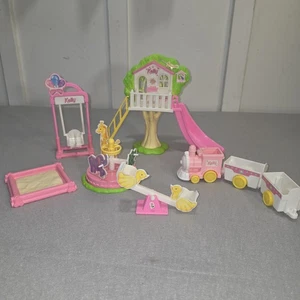 Vintage 1997 Mattel Barbie Kelly Train Set And Playground Lot - Foto 1 di 8