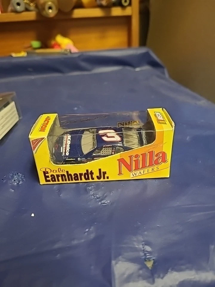 DALE EARNHARDT JR. NILLA WAFERS AC DELCO RCCA CLUB ACTION DIECAST NASCAR