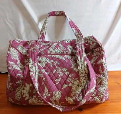 Liz & Co 绗缝行李袋粉色花卉周末随身携带 — 第 1/4 张图片