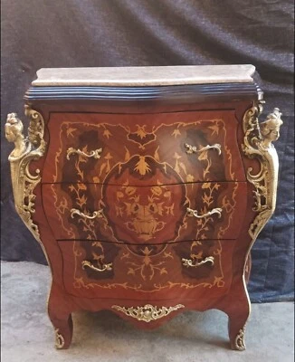 Commode style LOUIS XV en bois massif marqueterie plateau de marbre d un chateau - Photo 1/4
