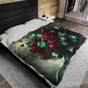 Luxus Rote Rose & Glücksklee Samt Plüschdecke - Elegant Kuschelig Romantisch - Bild 1 von 9
