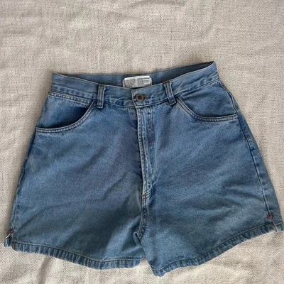 Pantalones cortos vaqueros de tiro medio vintage Poetic License años 90 Foto 1 de 4