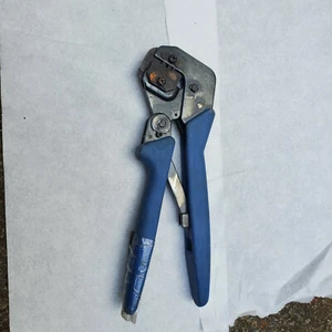 TYCO TE Connectivity AMP Pro crimping tool , free shipping - Picture 1 of 2