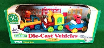 Tyco Matchbox Улица Сезам Ограниченный Выпуск 30-я Юбилейная 3 Упаковки, Редкие, трудно найти! - Изображение 1 из 4