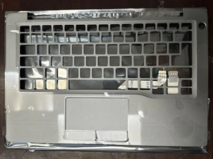 Genuine Dell Latitude 7400 Laptop Palmrest with Keyboard + Touchpad D/PN V9PFX - Picture 1 of 3