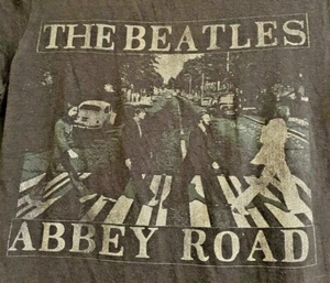 VINTAGE 2005 DISTRESSED JUNK FOOD LOVES THE BEATLES ABBEY ROAD DAMENGRÖSSE SMALL - Bild 1 von 2