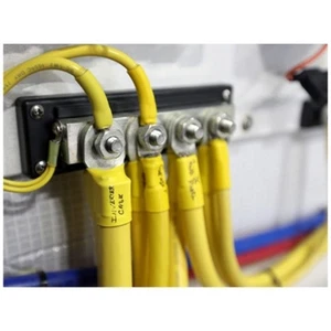Blue Sea 2104 PowerBar 600-Amp Common Bus Bar 4 Gang 3/8"-16 Stud Max 300V - Picture 1 of 8