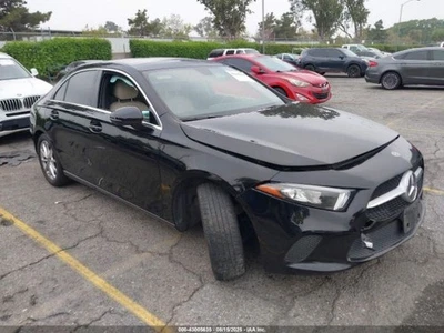 BLK RIGHT FRONT DOOR ASSEMBLY 2019-2022 MERCEDES-BENZ A220 - Image 1 of 4