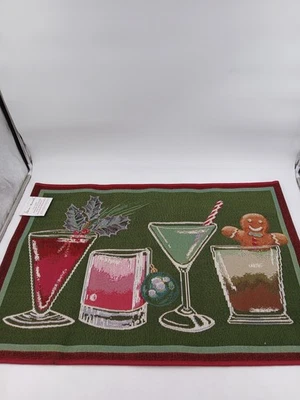 Alfombra Liora Manne Esencia Let's Get Jolly Pine 24" x 34,5" vacaciones interior exterior Foto 1 de 4