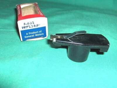 CM154* - NOS DELCO-REMY F402 DISTRIBUTOR ROTOR - 6 CYL. FORD, AMC, JEEP - Image 1 of 2