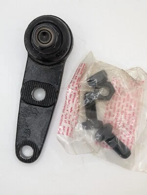 Suspension Ball Joint Carquest K9635 for 1990-94 Hyundai/Mitsubishi - Image 1 of 2
