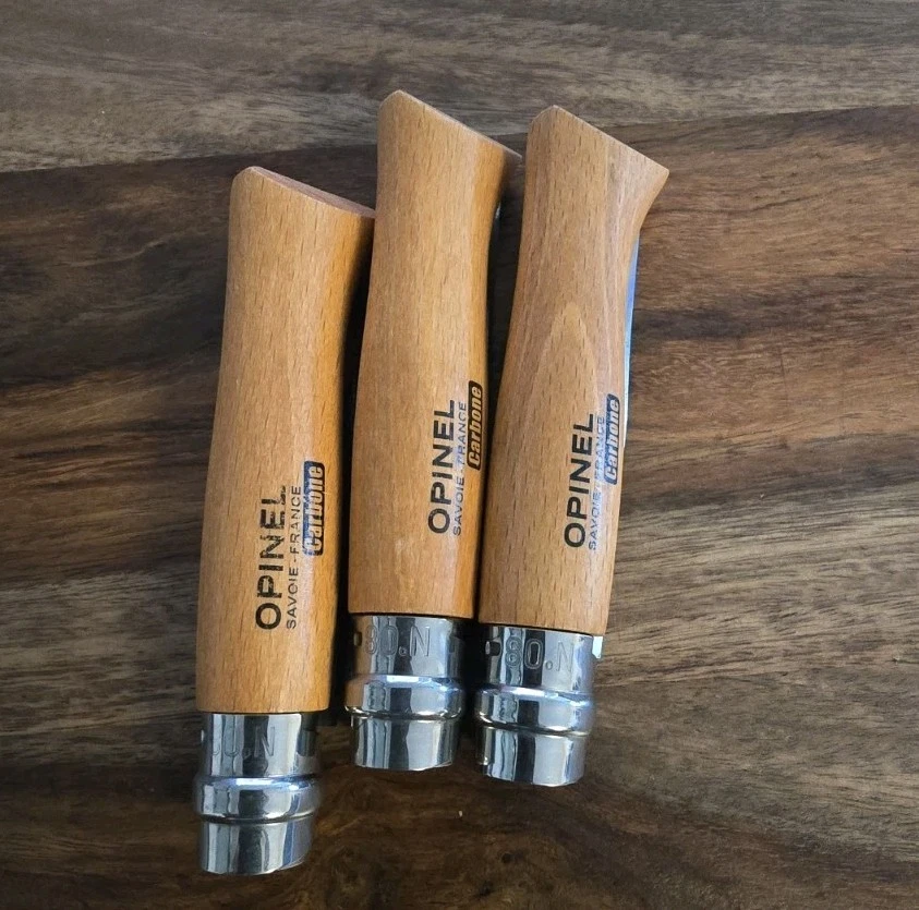 Lote de 3 Cuchillos Plegables Opinel Nº8 Acero al Carbono Fabricados en Francia Foto 1 de 4