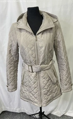 Jaqueta Parka Feminina Guess Los Angeles Cinza Acolchoada com Capuz - Tamanho P - Imagem 1 de 4