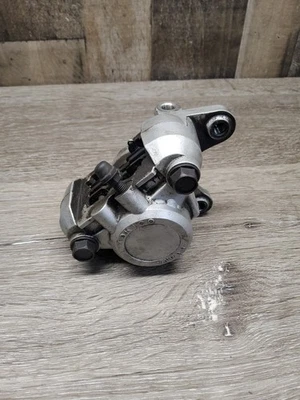 94 92-04 Suzuki VS800 1994 Intruder rueda delantera pinza de disco de freno DL-691 Foto 1 de 4