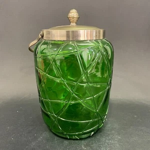 Pot à biscuits en verre vert joliment travaillé (H : 19.5 cm) - Picture 1 of 12