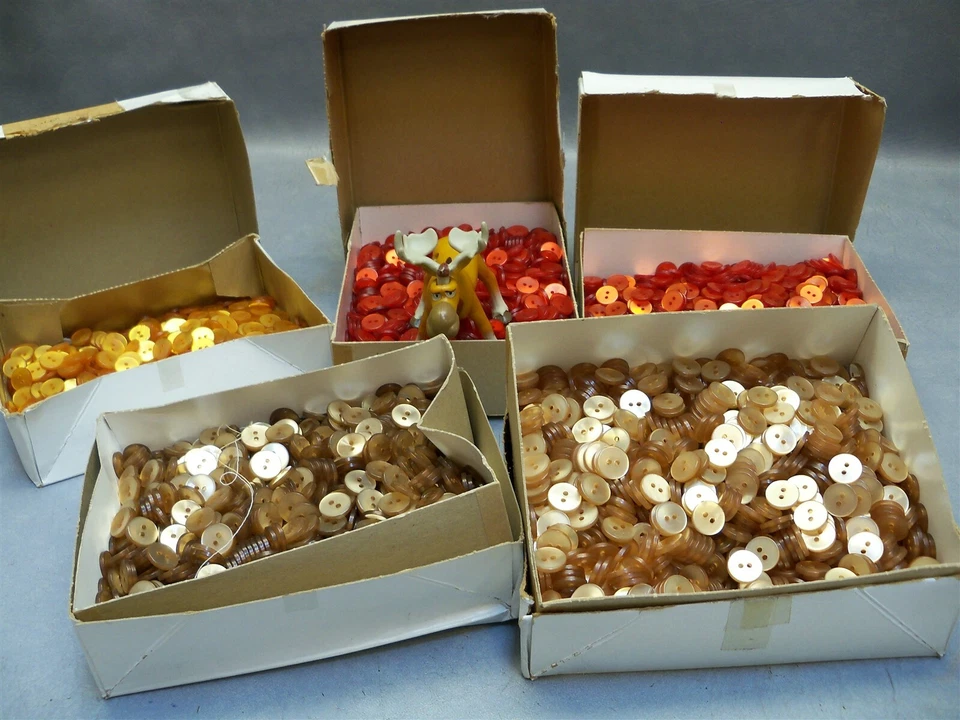 15MM BUTTON Lot Vegas Gold Yellow Glowing Burnt Orange 7500+ buttons - Image 1 of 4