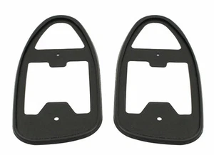 VW Bug Tail Light Seals, Standard Bug 1968-1970 Pair - Picture 1 of 2