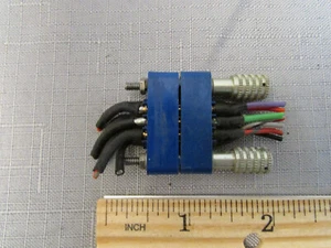Par de conectores de montaje en panel de acoplamiento EM LTD MRE/A 7P + 7S hechos en Reino Unido - Imagen 1 de 2