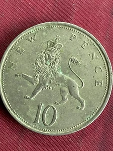 1969 UK 10 New Pence Coin Queen Elizabeth II Great Britain England rare Collecti - Picture 1 of 5