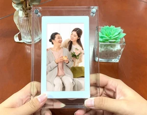 Cuttest Gift Acrylic Digital Photo Frame 5 Inch 1000mAh Vertical Display IPS Scr - Picture 1 of 7