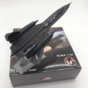 1: 144 US SR-71 Blackbird Reconnaissance Aircraft Model Fighter Jet Ornament - Imagen 1 de 8
