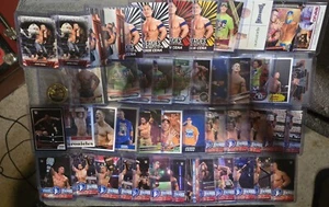 Lotto 49 card John Cena WWE TOPPS LEAF PANINI CHROME ATTAX - Foto 1 di 1
