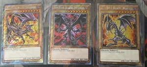 3x Ojos Rojos Dragón Negro Platino Secreto Raro YUGIOH CASI NUEVO Juego 3 Artes - Imagen 1 de 3