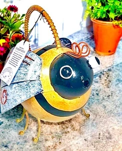 Honey Bee Metal Watering Can Indoor/Outdoor Decor 12”x 9.5” HTF! NEW - Picture 1 of 5