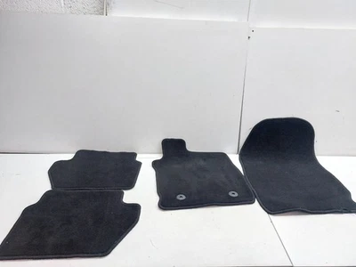 CONJUNTO DE 4 TAPETES DE ASSOALHO FORD ECOSPORT 2019 GN15-B13017-GAW - Imagem 1 de 4