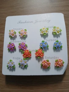 7 Paar Blumen Ohrstecker Markenlos Neu - Bild 1 von 1