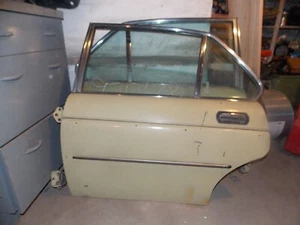 JAGUAR XJ6 SERIES III LEFT REAR DOOR 1977 to 1987 - Picture 1 of 2