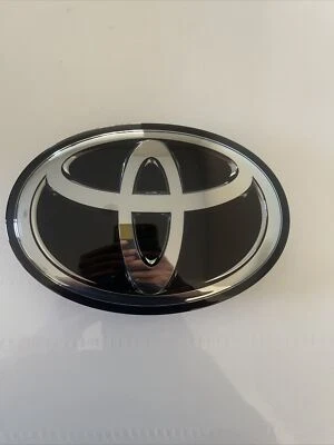 OEM 2018-2022 Toyota TACOMA 2019-2021 TUNDRA RADAR PARRILLA DELANTERA EMBLEMA REJILLA 120 Foto 1 de 4