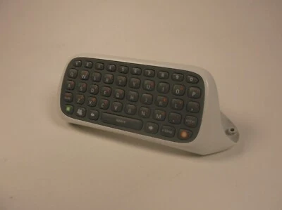 MICROSOFT XBOX 360 WHITE CHATPAD KEYPAD KEYBOARD CONTROLLER ATTACHMENT - Image 1 of 4