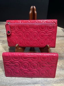 Coach 2Pc Red Glossy Quilted Long Wallet wit additional Insert - Picture 1 of 7
