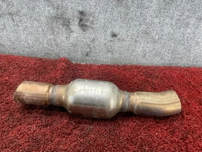 2016-2018 宝马 F30 330e 中心出口消声器 响应器 银器 原始设备制造商 66K — 第 1/4 张图片