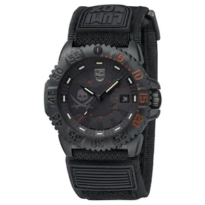 Luminox Limited Edition the Pirates Watch 3051.PIR.LE 44 mm, orologio da polso - Foto 1 di 6