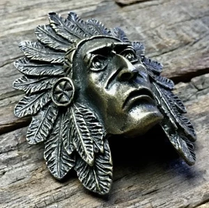 Victorian Styled Western Native Brass Old Indian Chief Head Face Bandanna Slider - Foto 1 di 7
