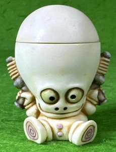 VERY RARE! Harmony Kingdom Ball ~ Pot Bellys ~ SPACED OUT ~ Baby Alien Figurine - Picture 1 of 8