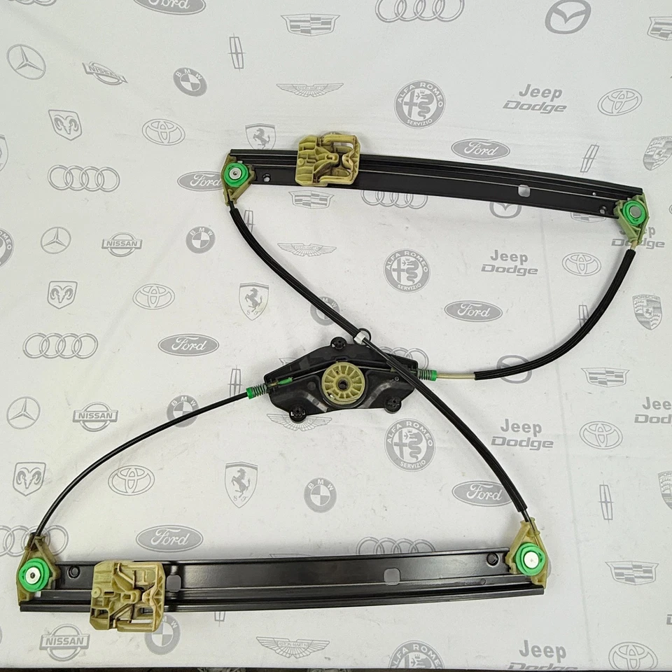 2009-2016 AUDI A4 Front Right Side Door Window Regulator OEM 8K0837462 - Imagem 1 de 4