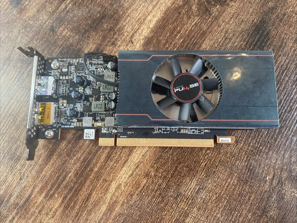Sapphire Pulse RX6400 Low Profile 4GB DDR6 Clock with HDMI and DP Ports, 2321MHz - Image 1 of 4