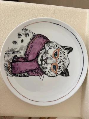 Snow Leopard Plate W/RoseGold trim exclusive for The Cellar at Macys now $10.95 - Image 1 of 4