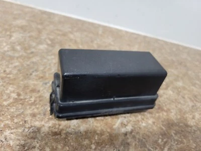 2012 MITSUBISHI OUTLANDER GT A/C FANS RELAY BLOCK LID - Image 1 of 2